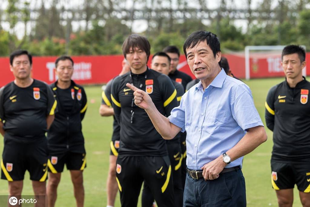 马扎里表示：“我们的常规首发球员确实可能不太适应替补出场，而常规替补球员可能也更适应替补出场。